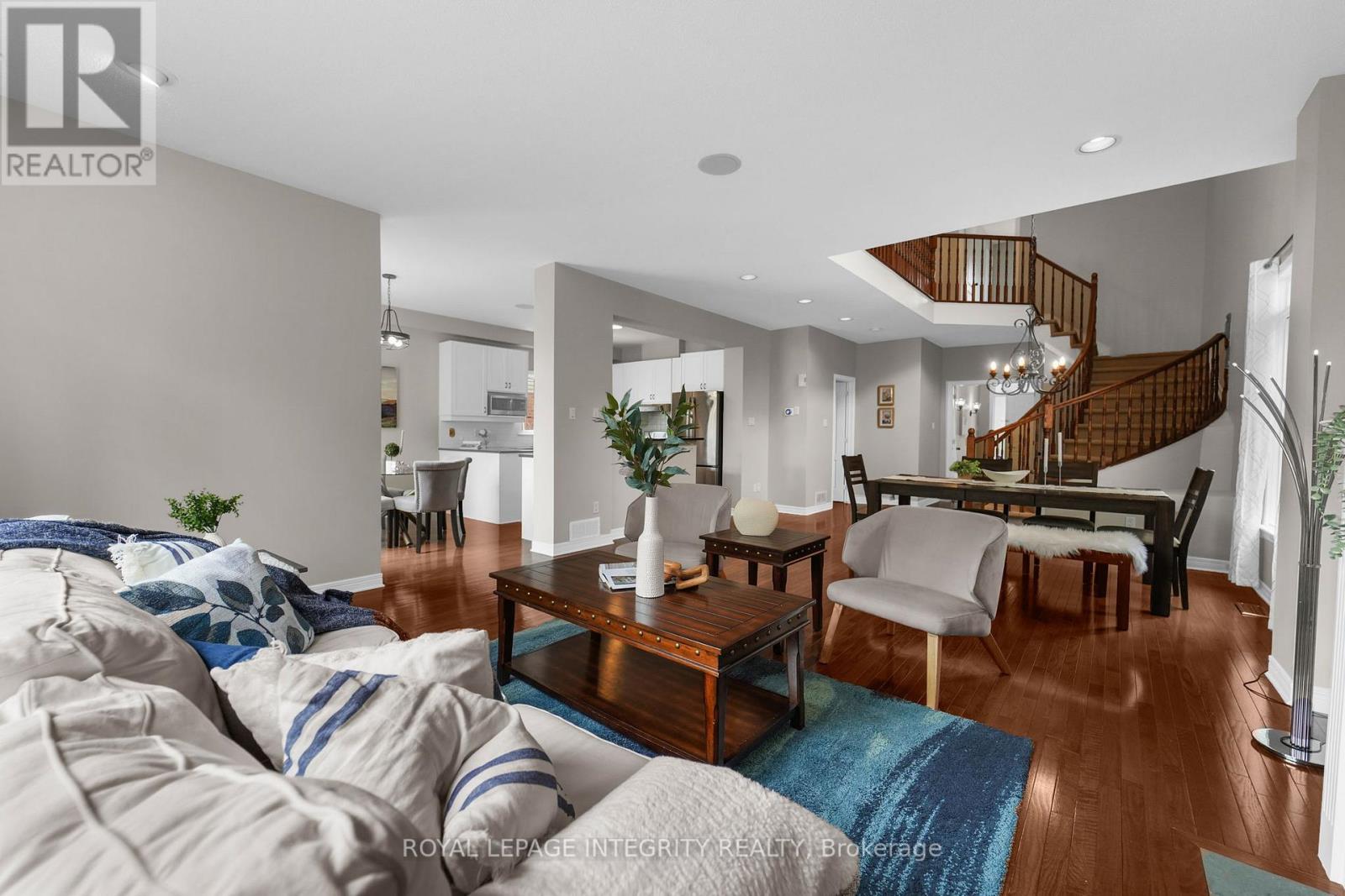 4463 Shoreline Drive