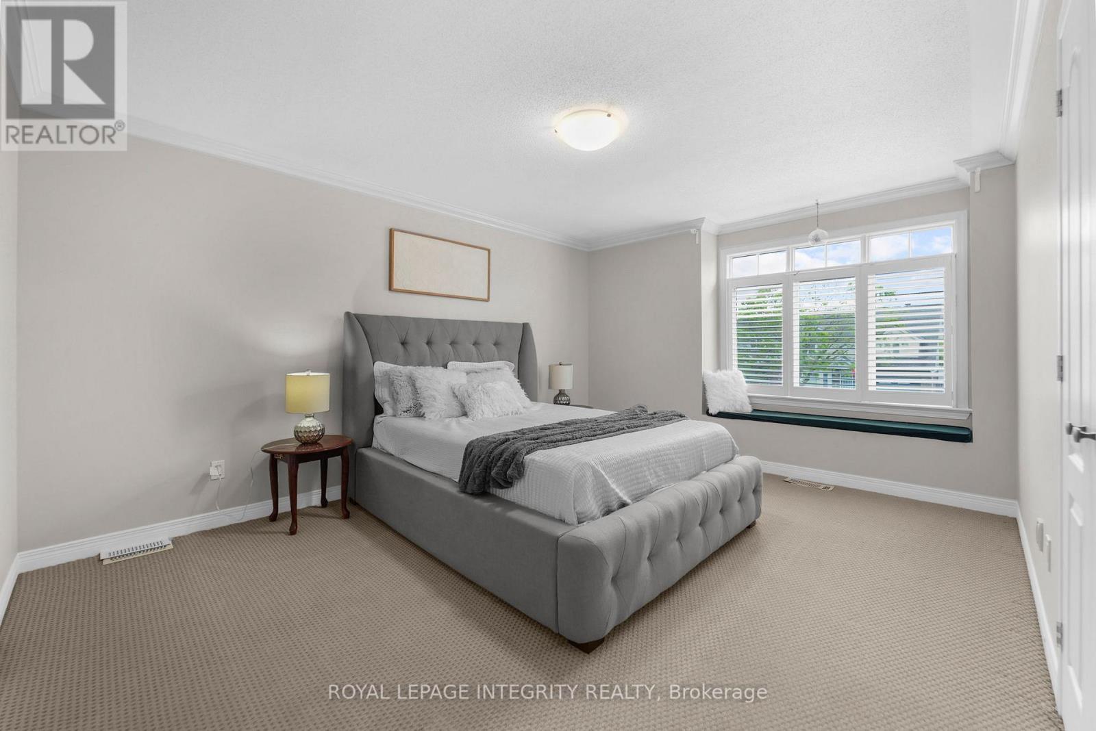 4463 Shoreline Drive