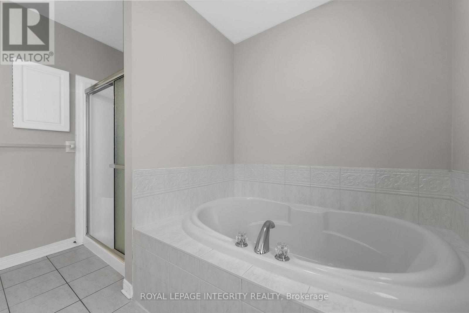 4463 Shoreline Drive