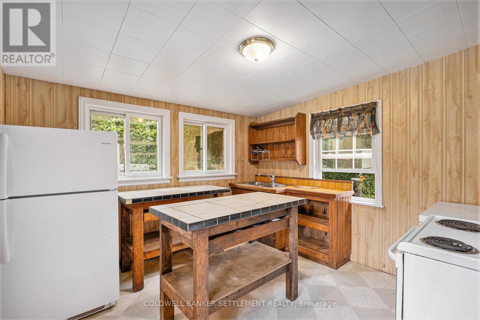 884 Conc. 9a Dalhousie Road