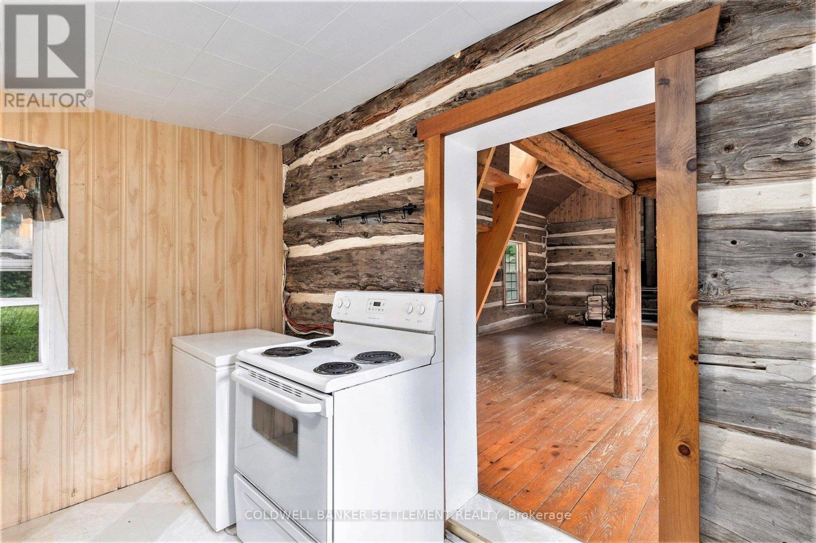 884 Conc. 9a Dalhousie Road
