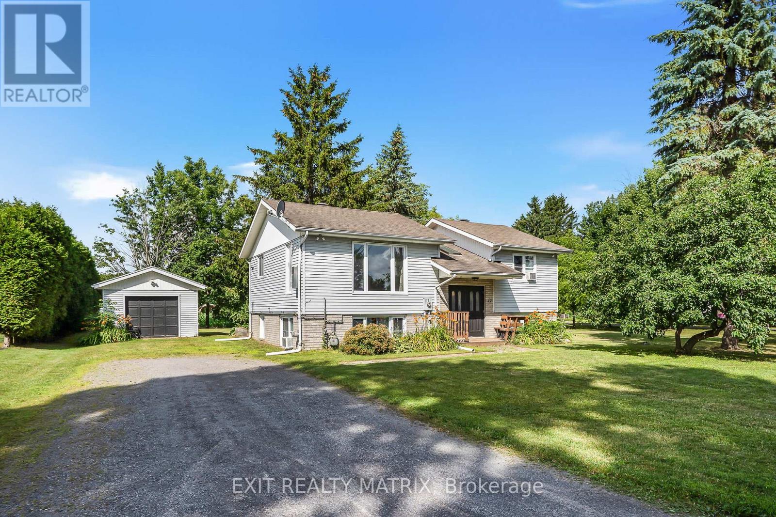17 Casselman Street