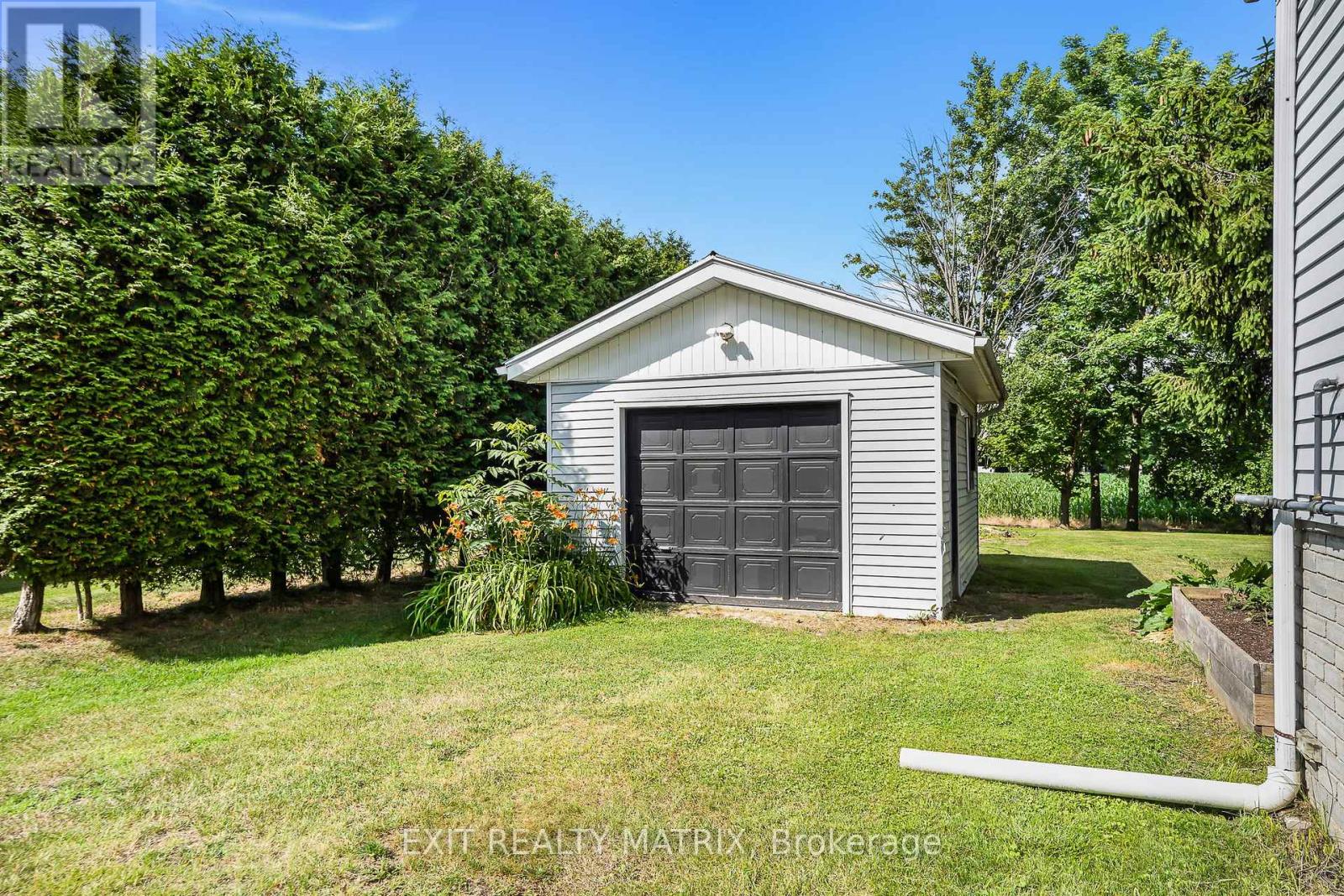 17 Casselman Street