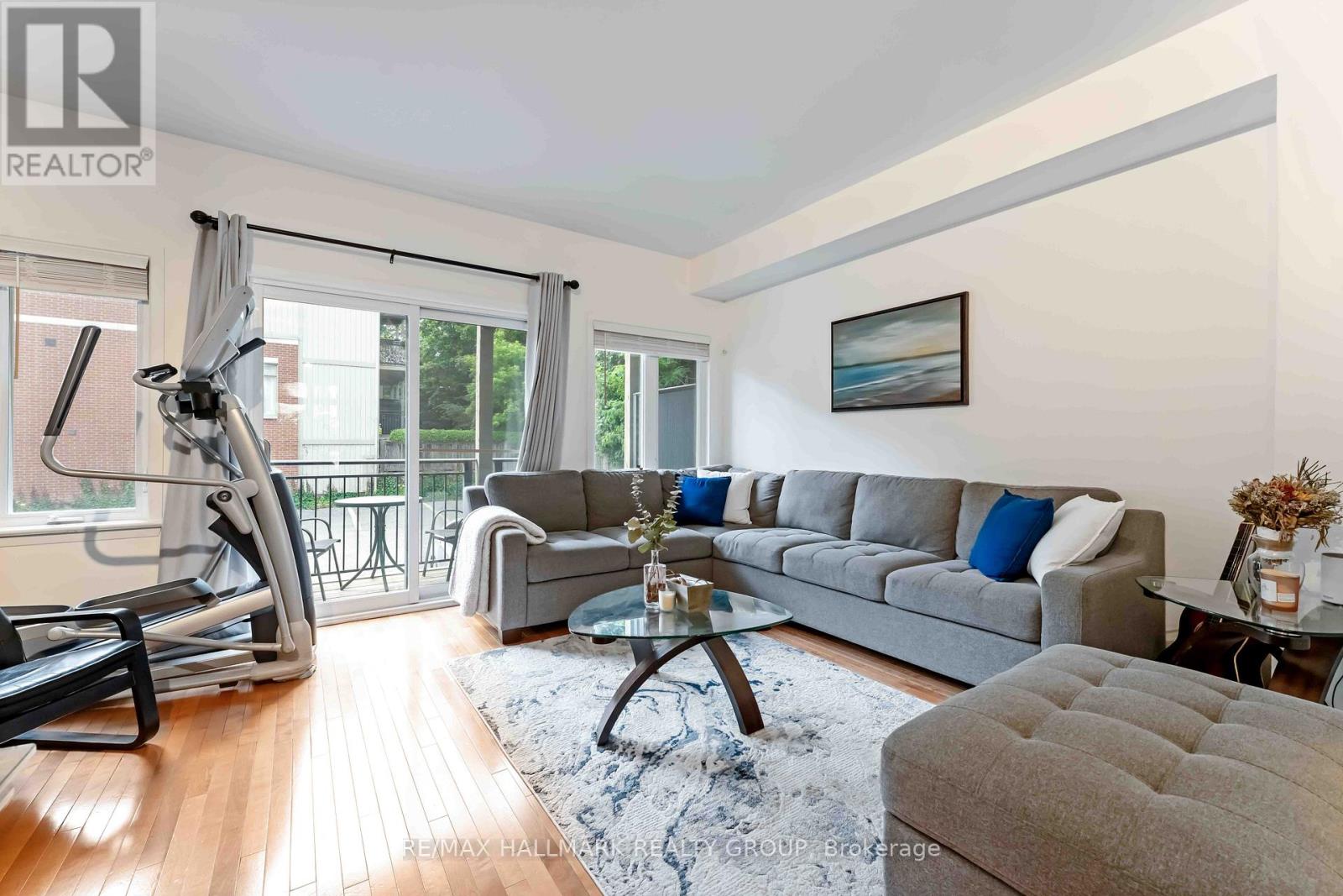 32 - 799 Montreal Road
