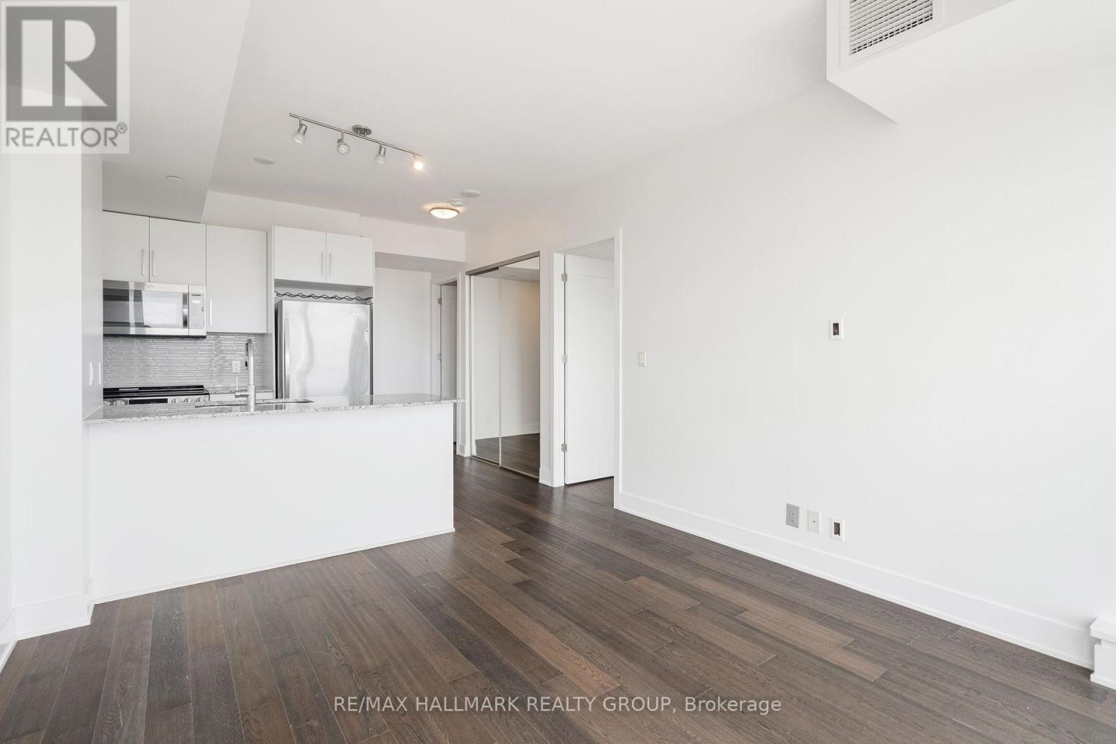 1906 - 485 Richmond Road