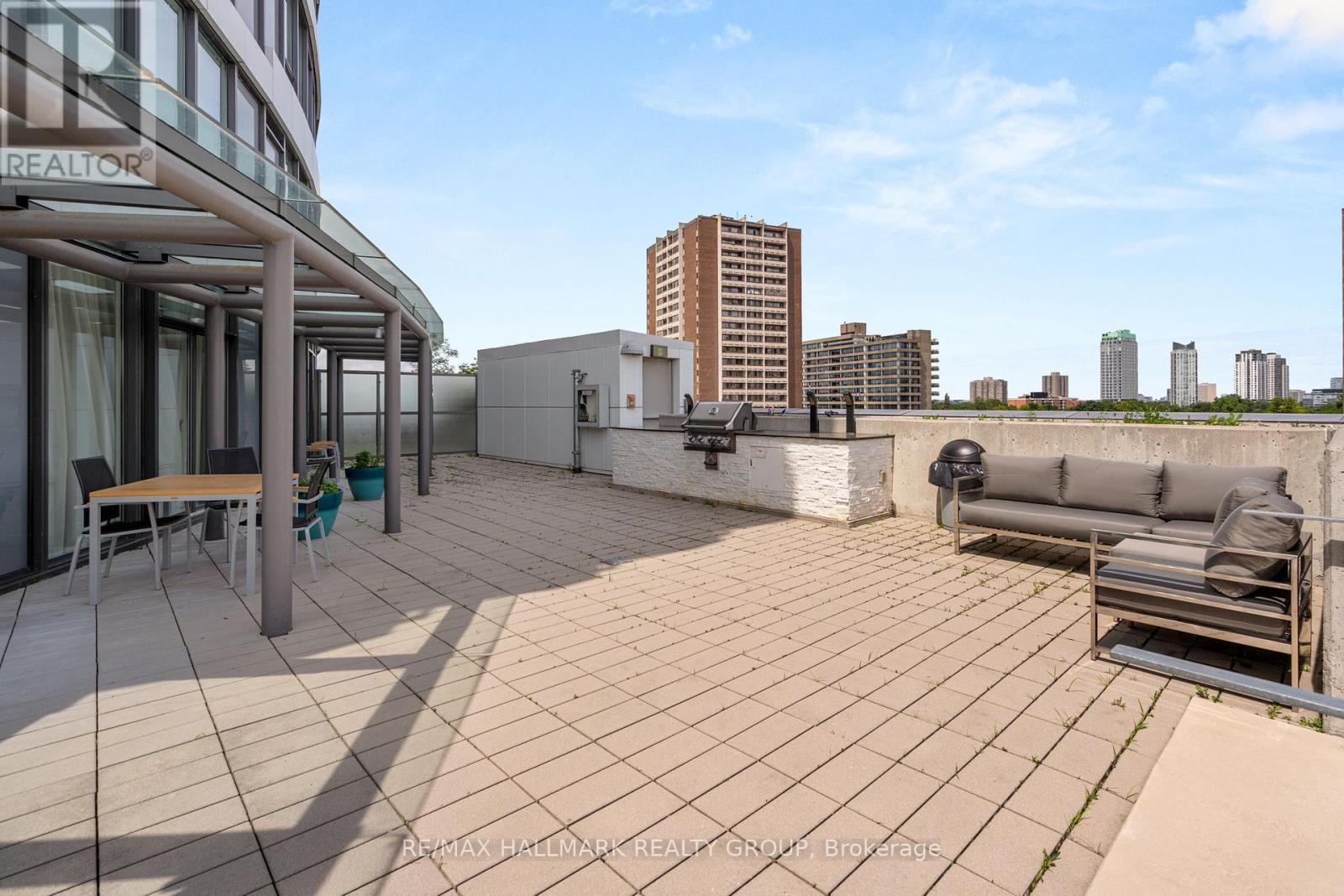 1906 - 485 Richmond Road