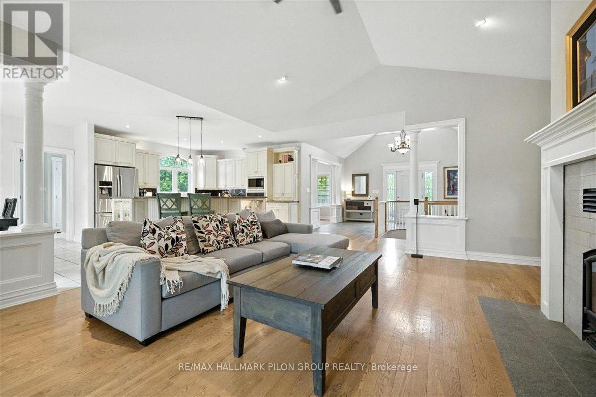 3086 Green Pine Court