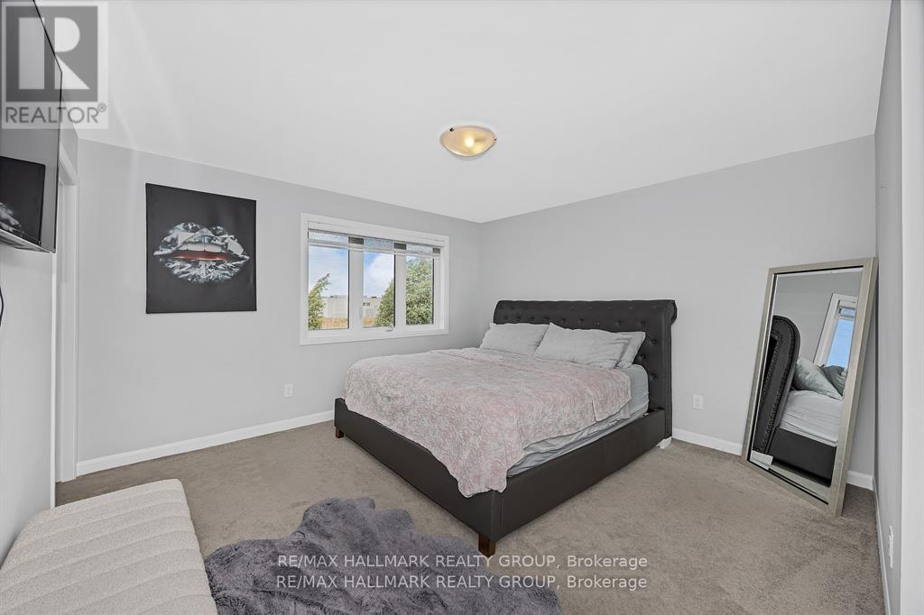 568 Prominence Way