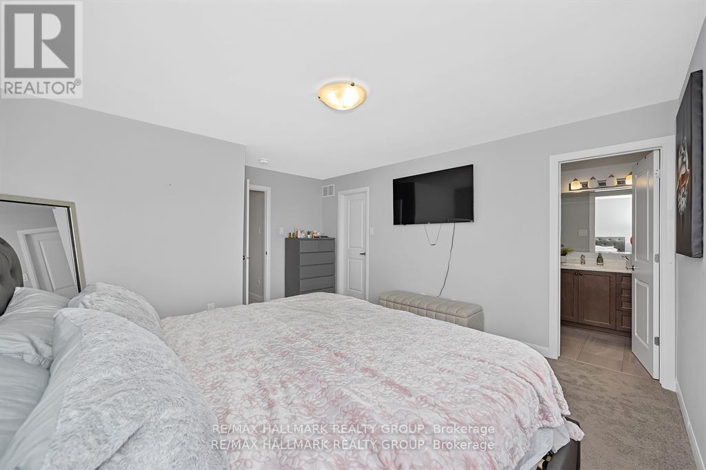 568 Prominence Way