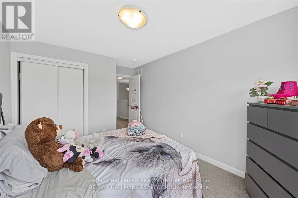 568 Prominence Way