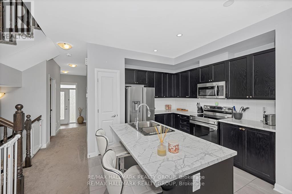 568 Prominence Way