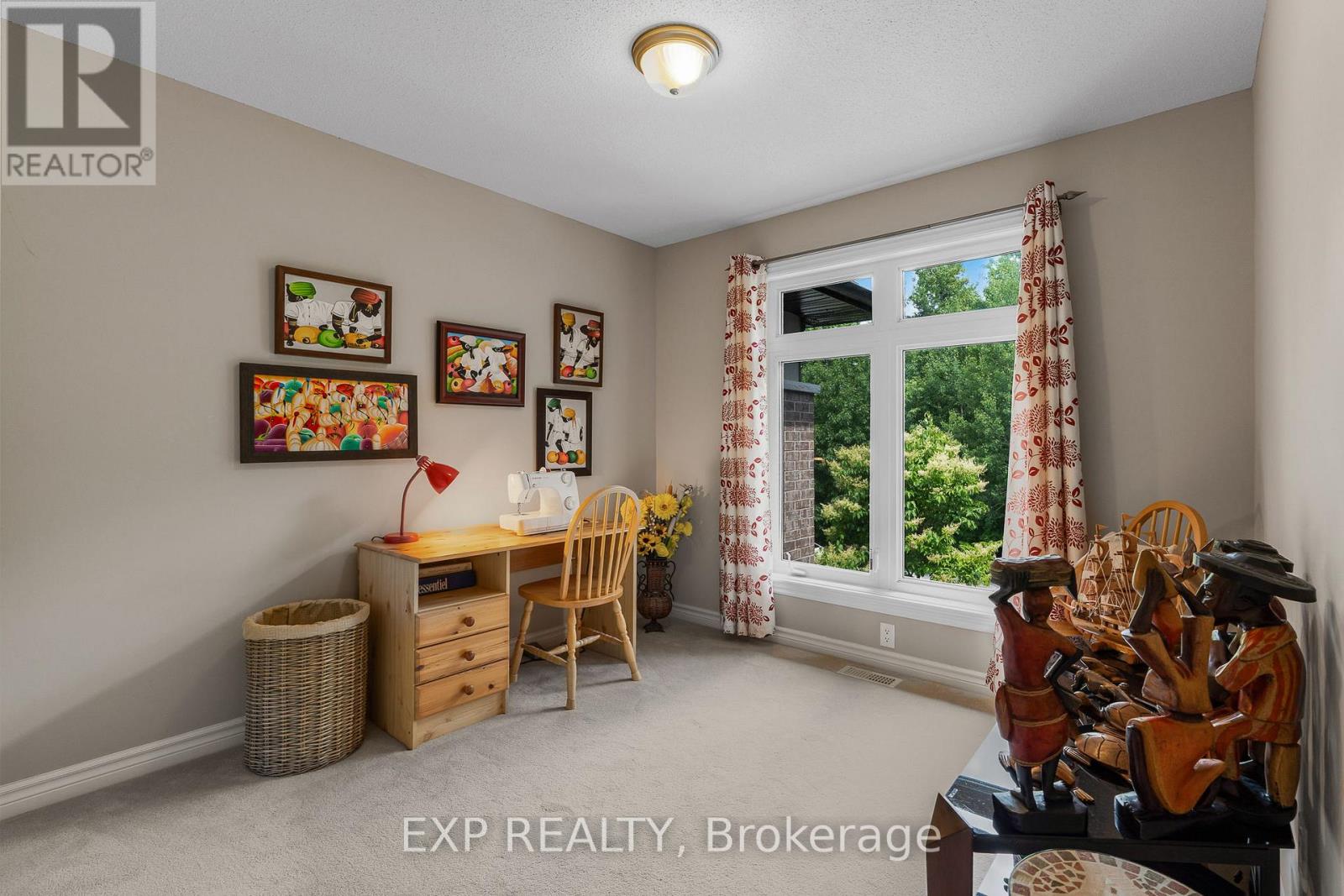 326 Trailsedge Way