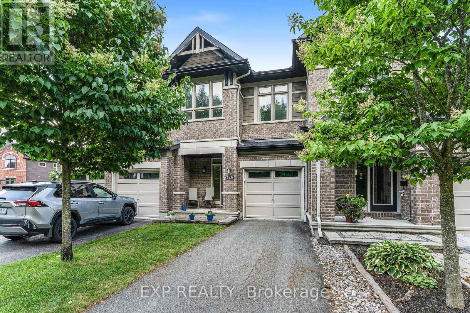 326 Trailsedge Way