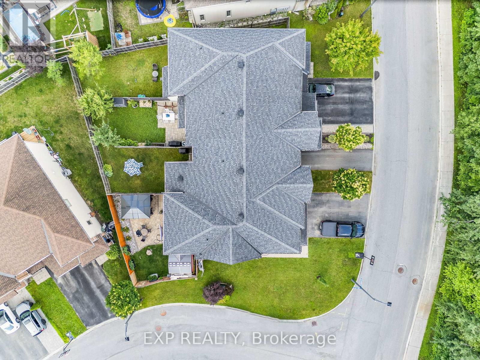 326 Trailsedge Way