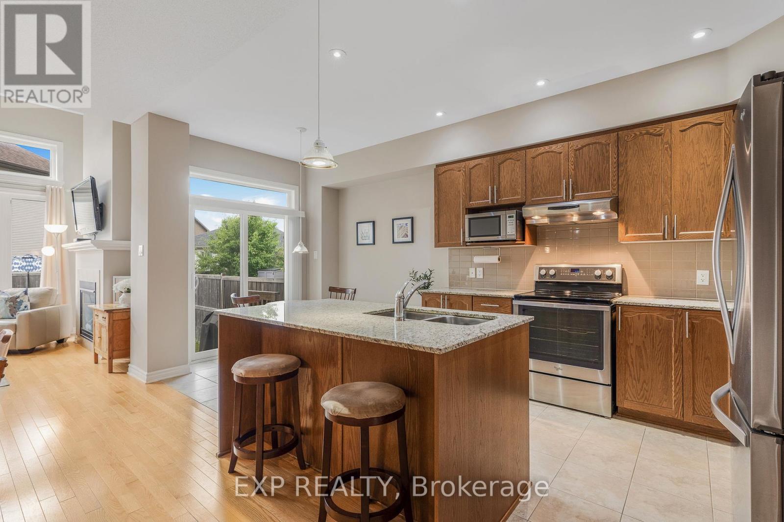 326 Trailsedge Way