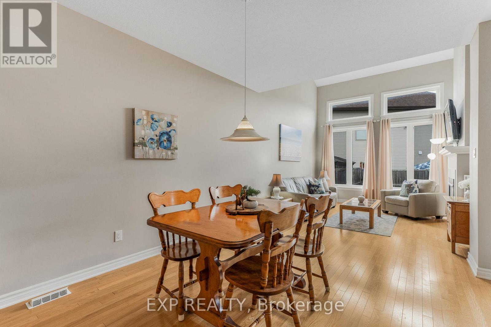 326 Trailsedge Way