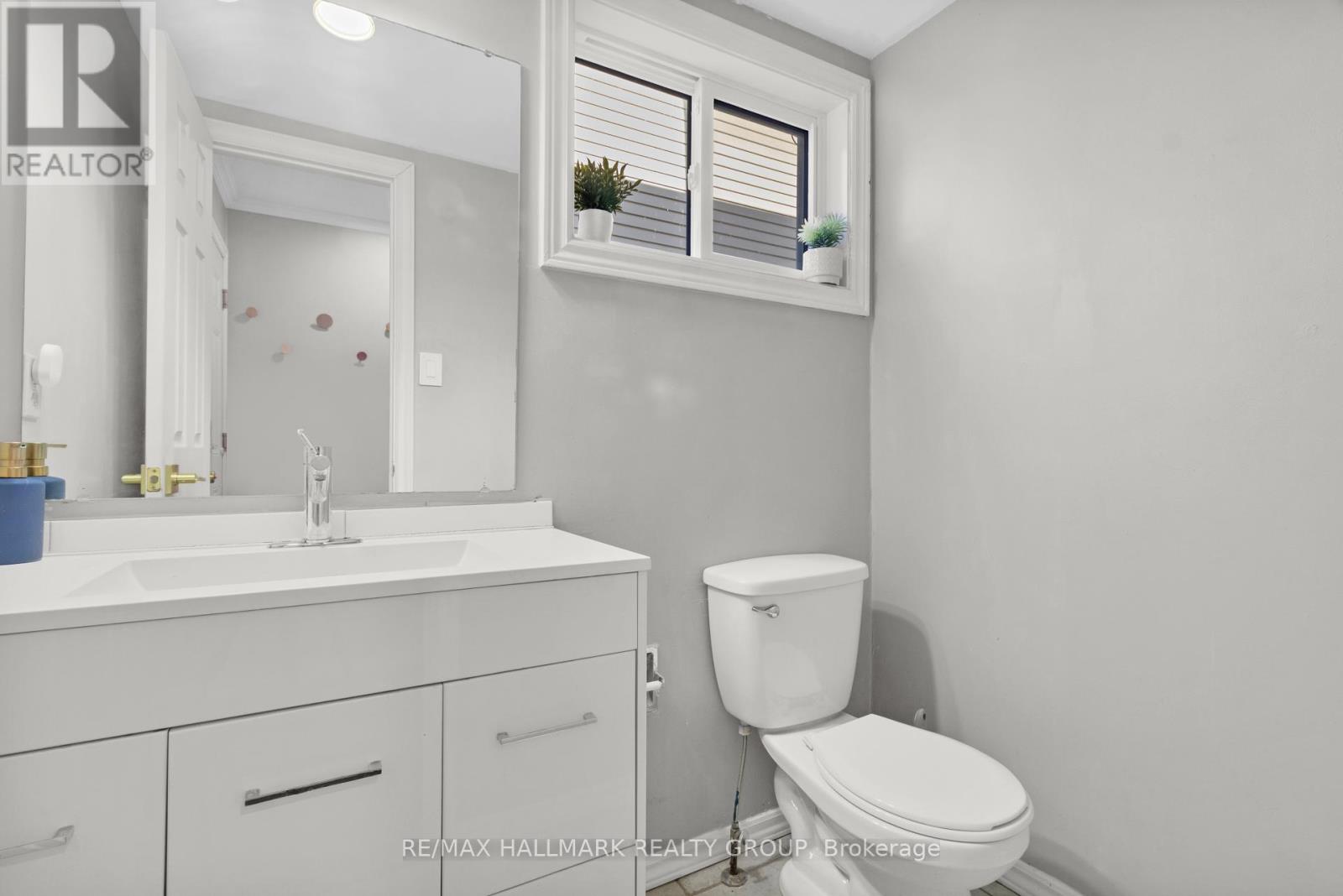 32 Brando Crescent