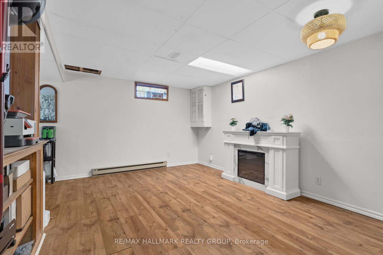 32 Brando Crescent