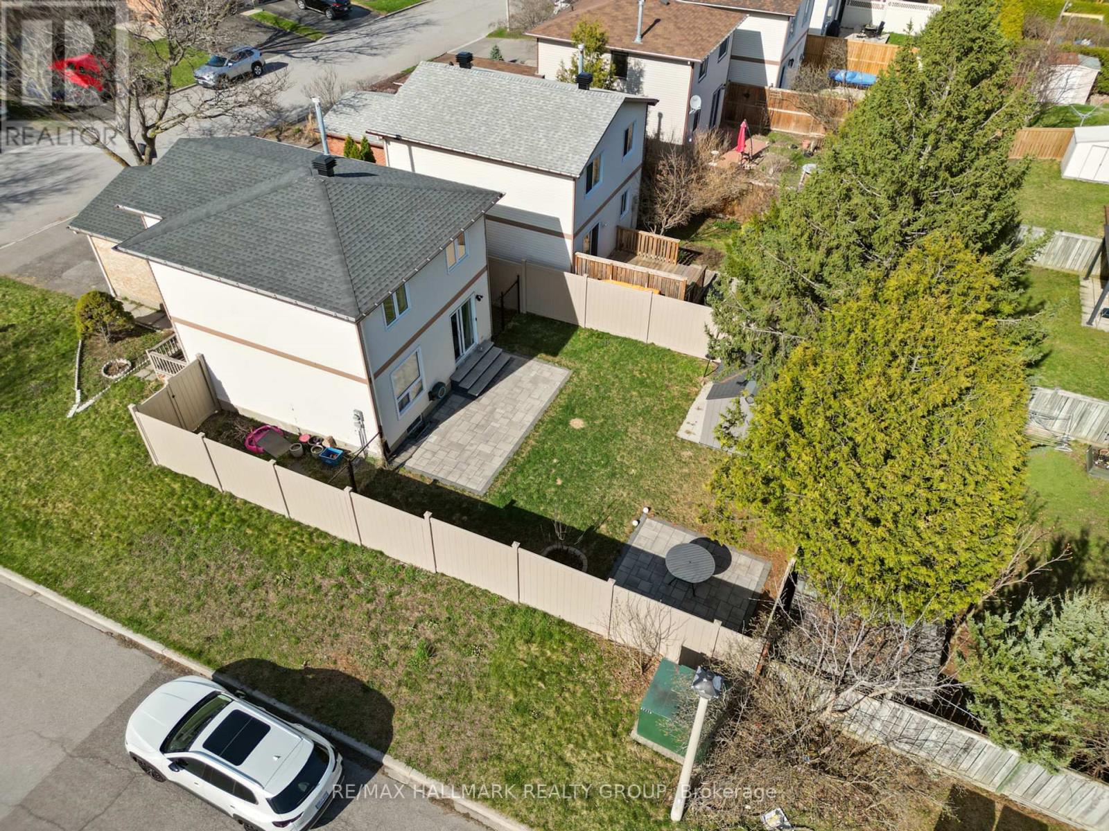 32 Brando Crescent