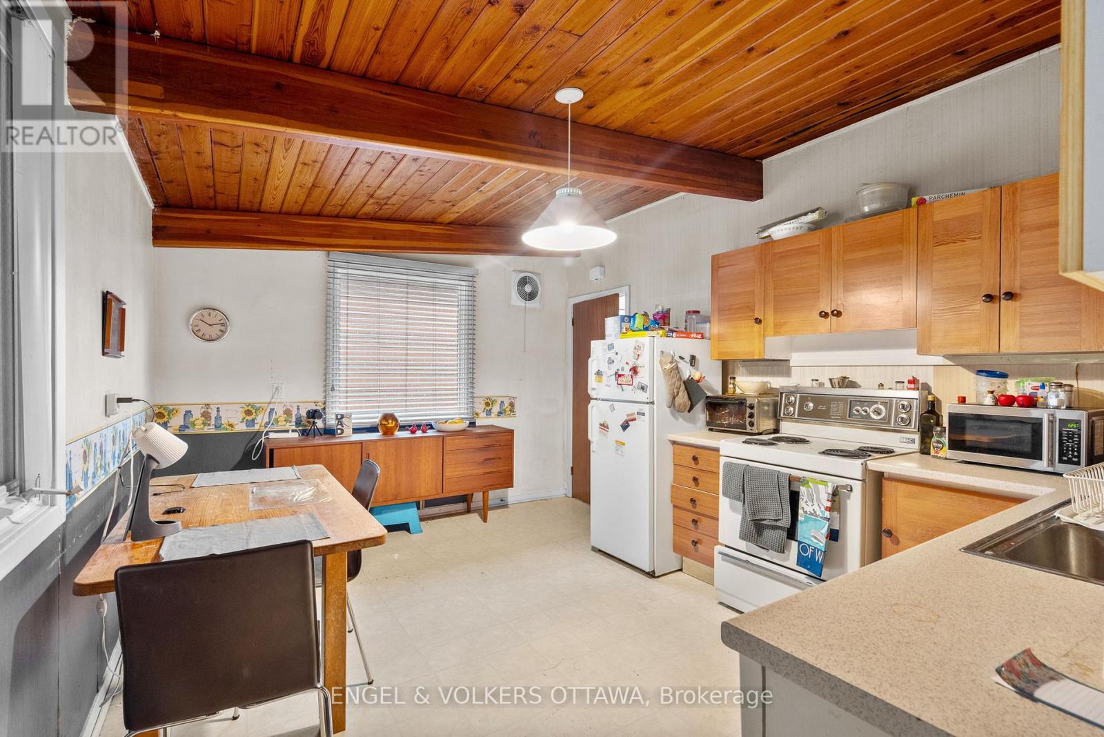 941 Cromwell Drive