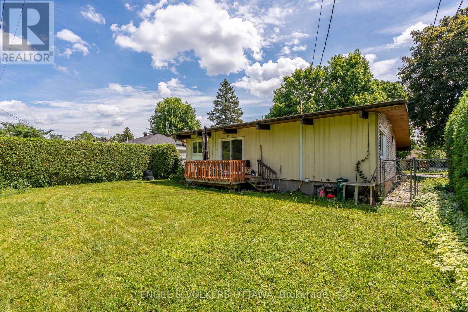 941 Cromwell Drive