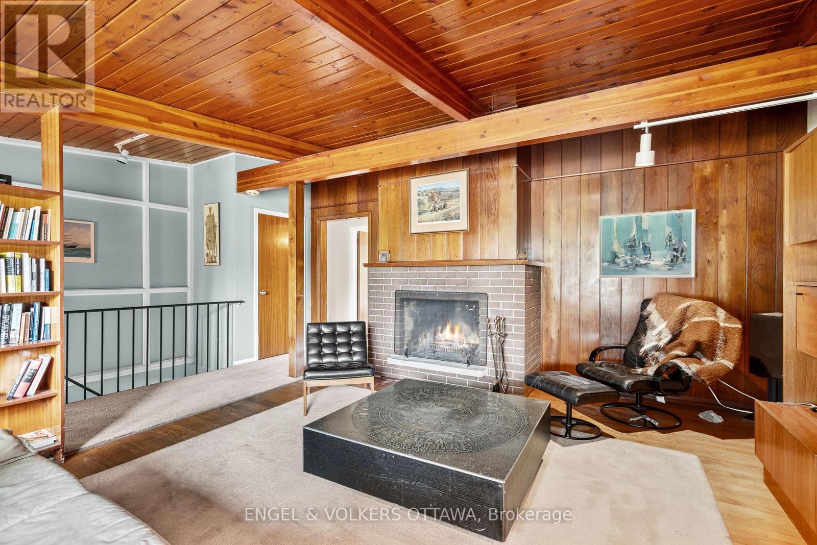 941 Cromwell Drive