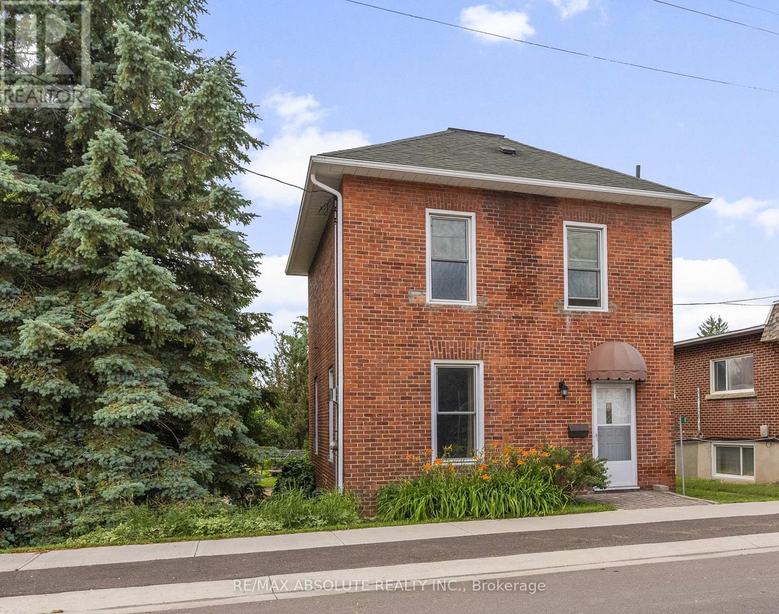 8 River Road