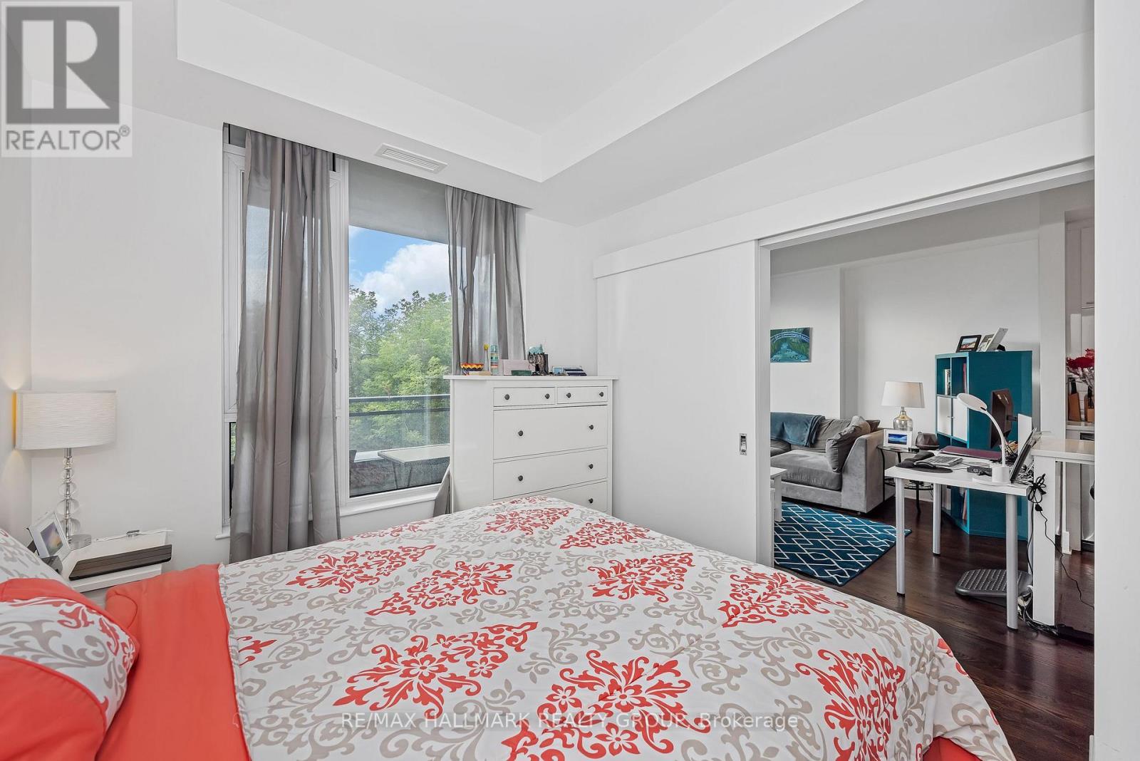 308 - 101 Richmond Road