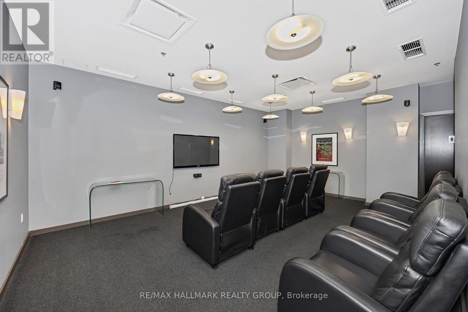 308 - 101 Richmond Road