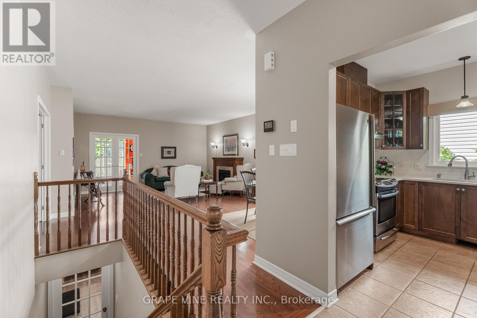 865 Markwick Crescent
