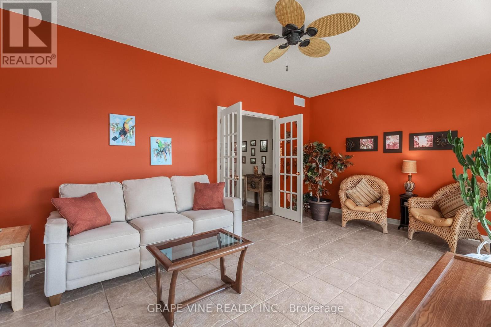 865 Markwick Crescent