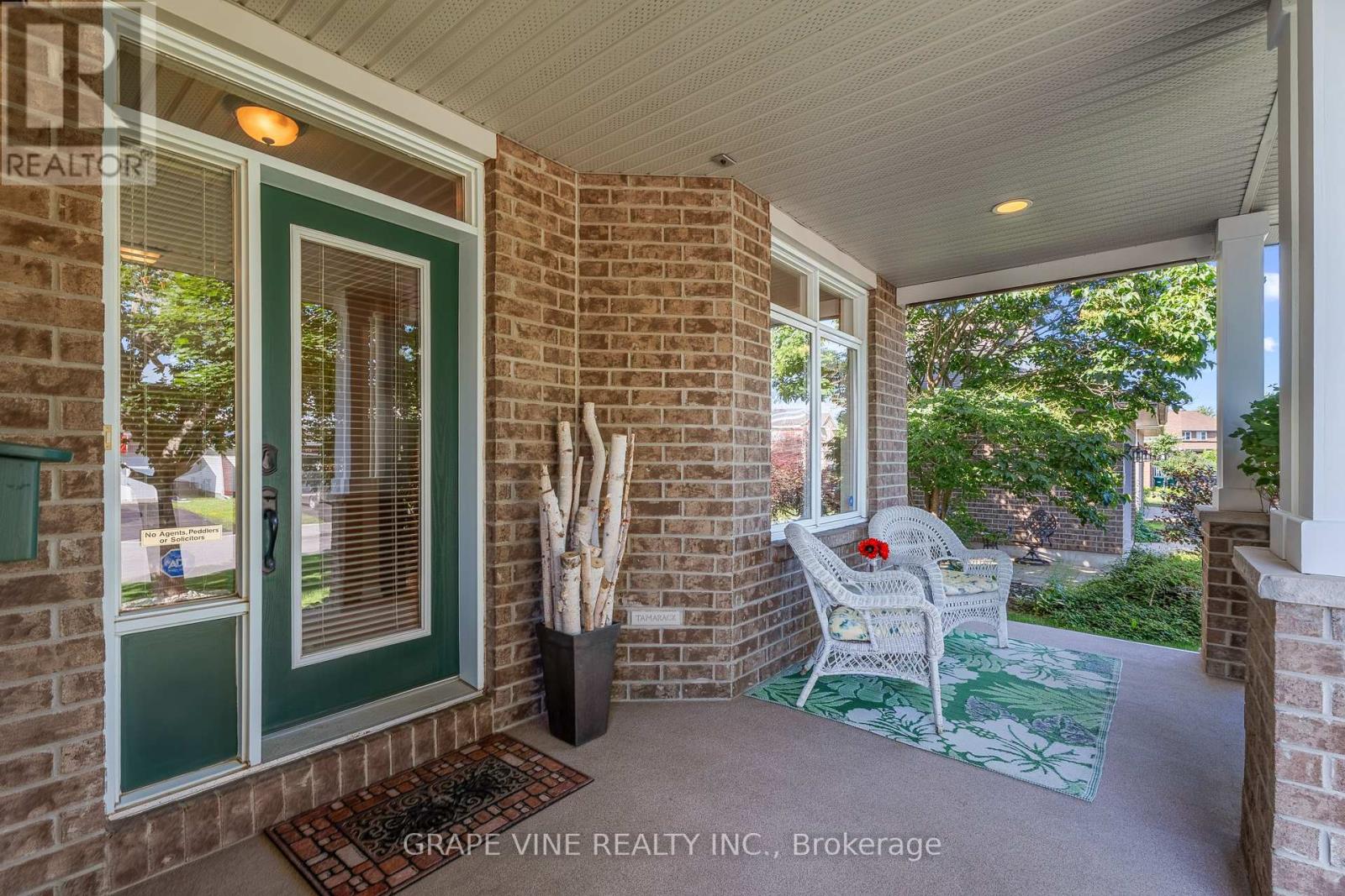 865 Markwick Crescent