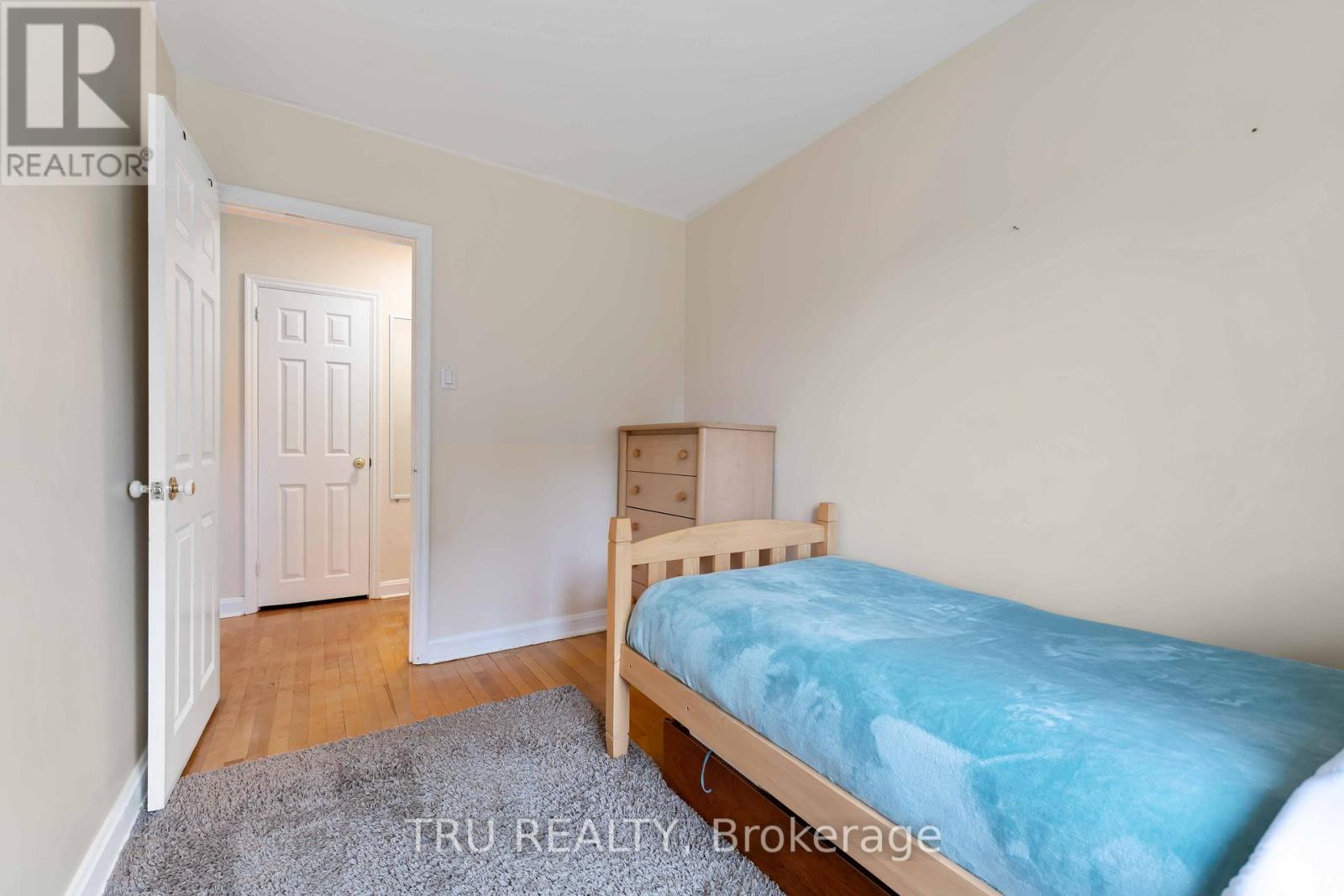 14 Claver Street