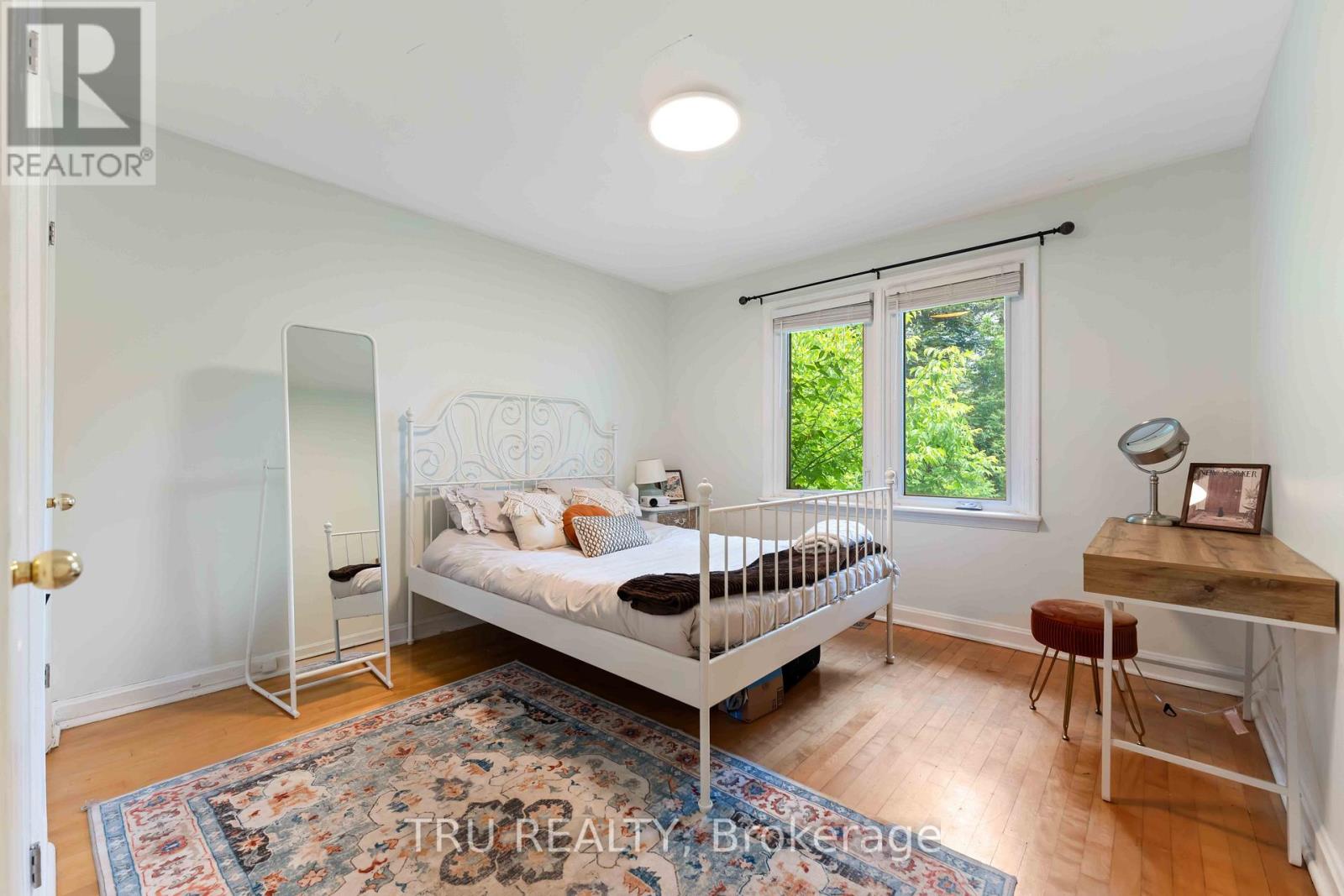 14 Claver Street