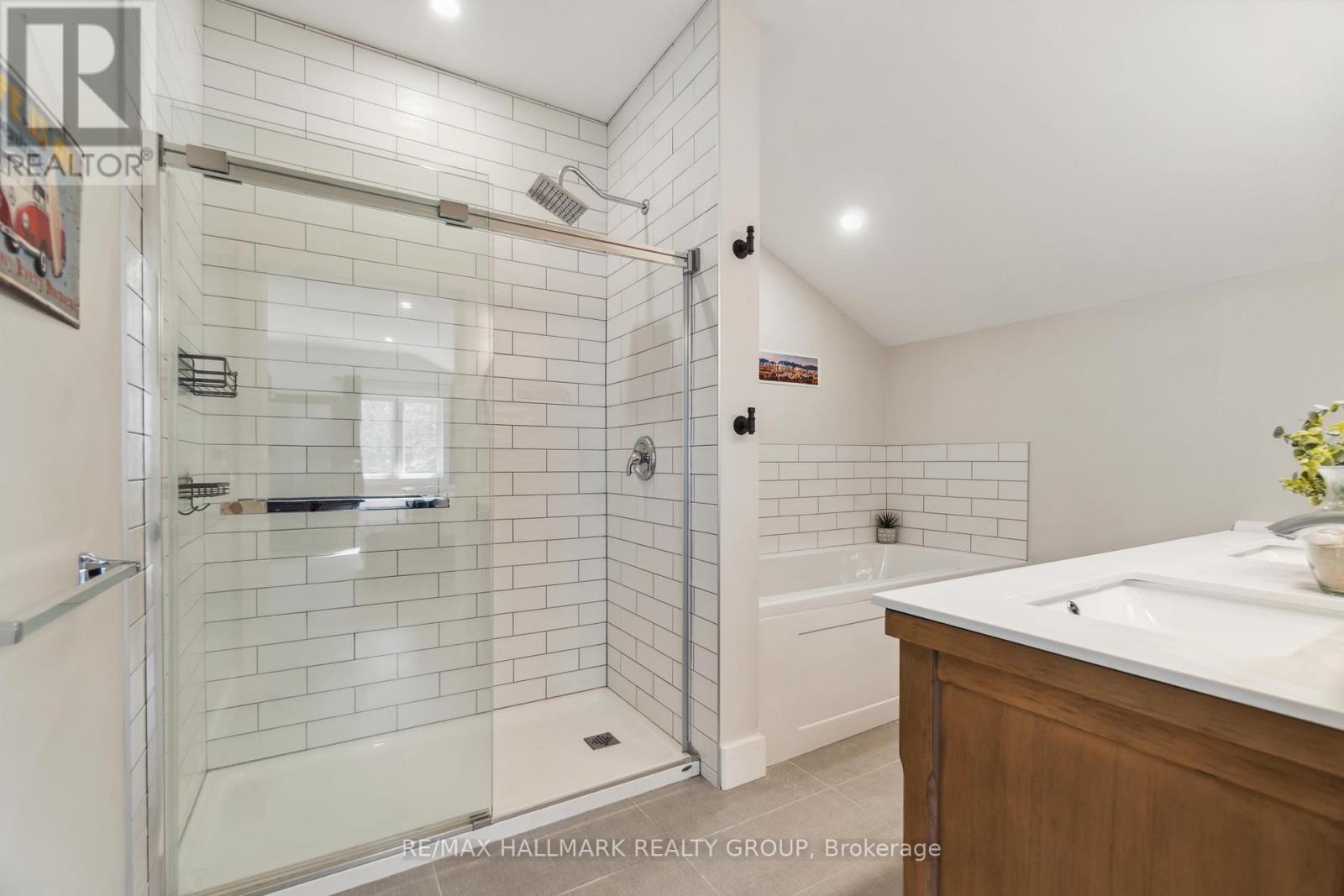 628 Sugar Bush Road