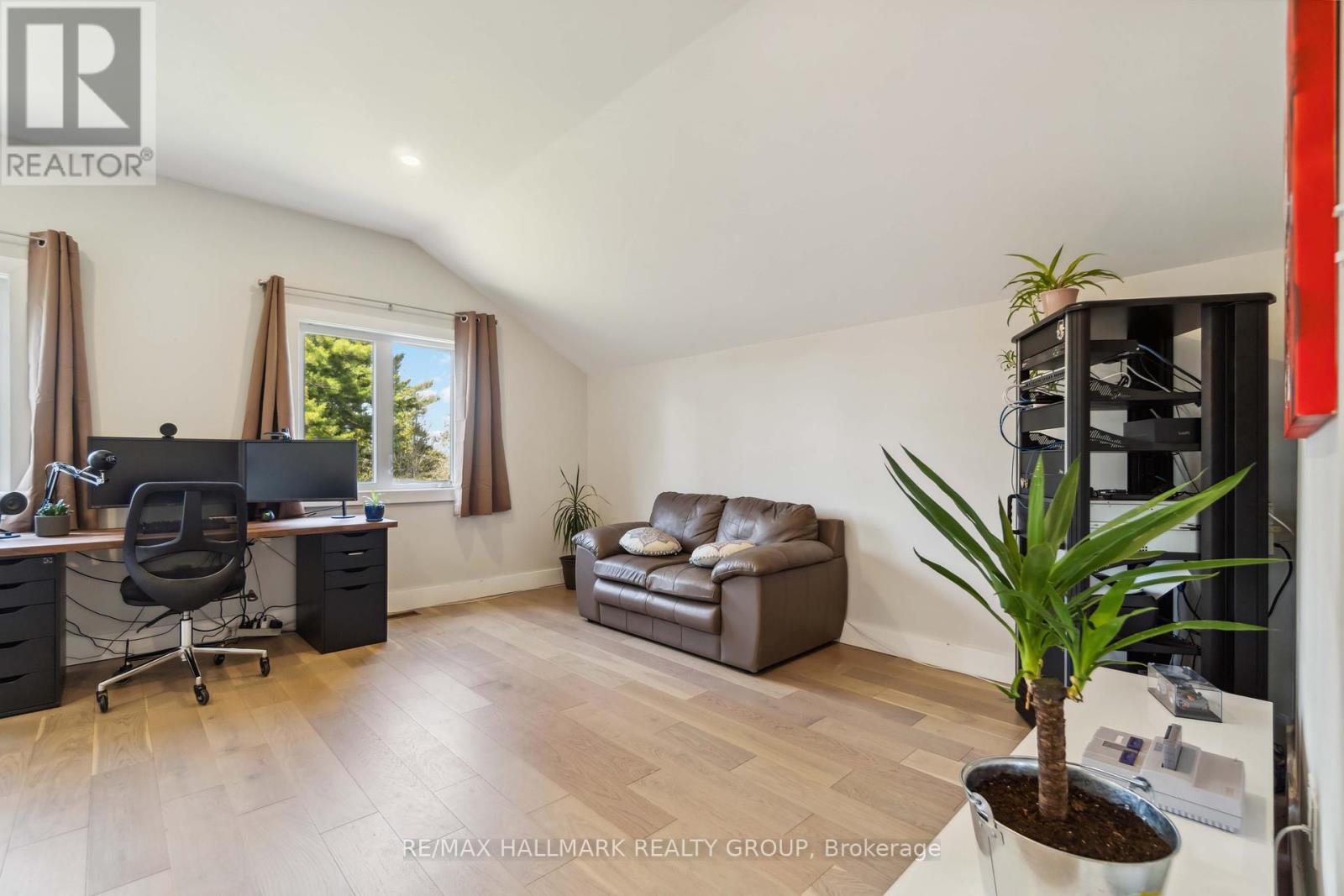 628 Sugar Bush Road