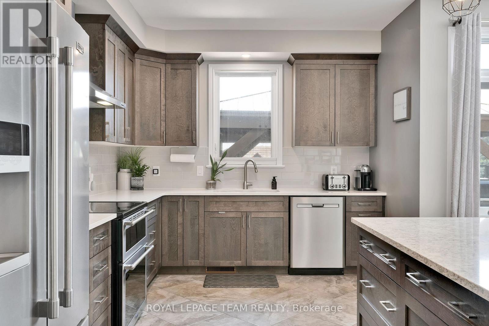 36 Cento Way