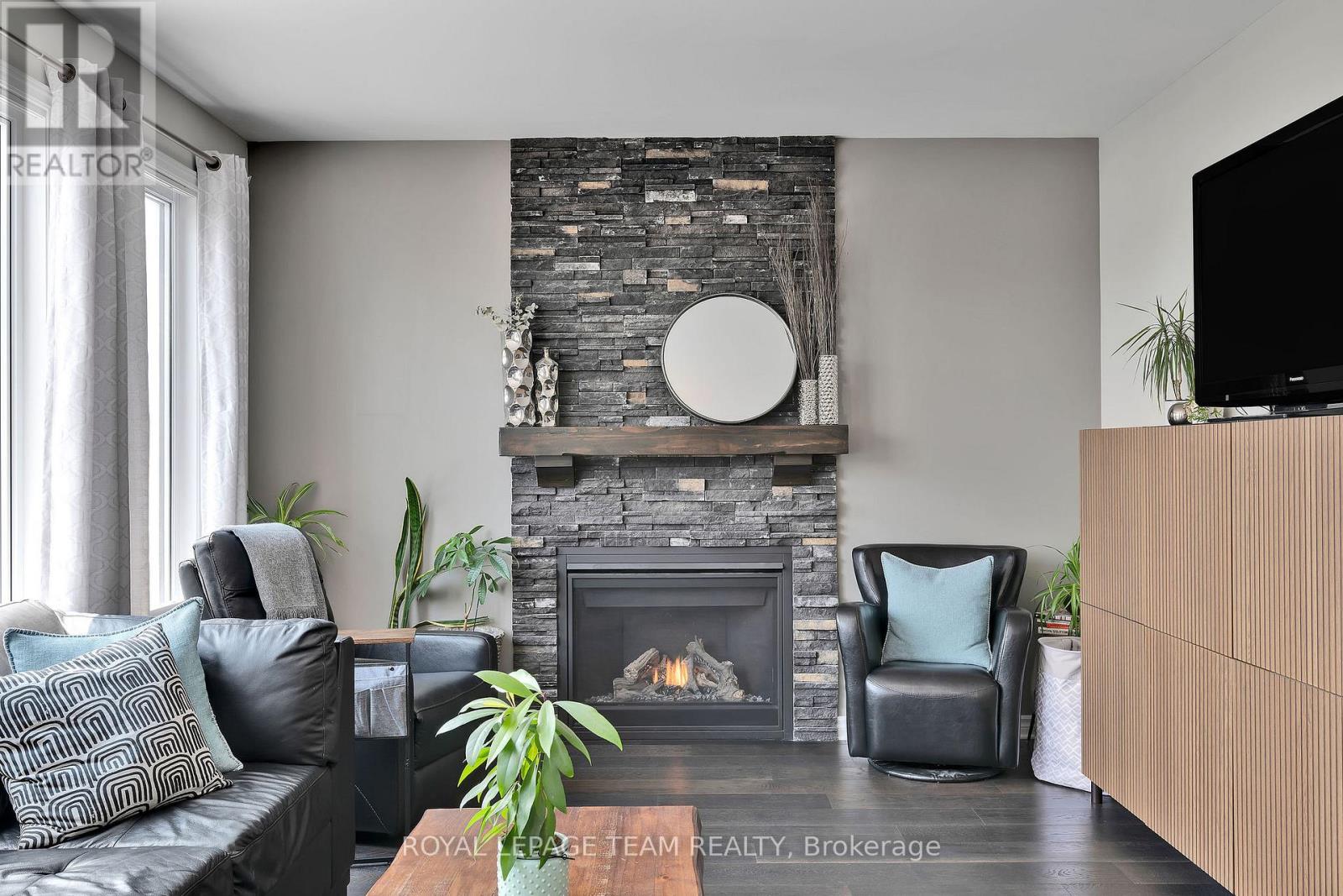 36 Cento Way
