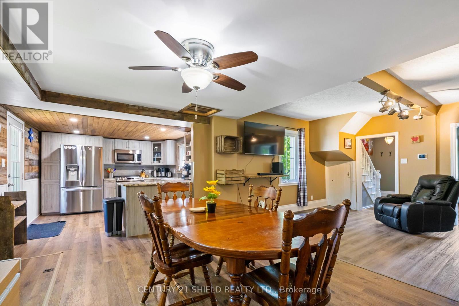 23 Mechanic Street E