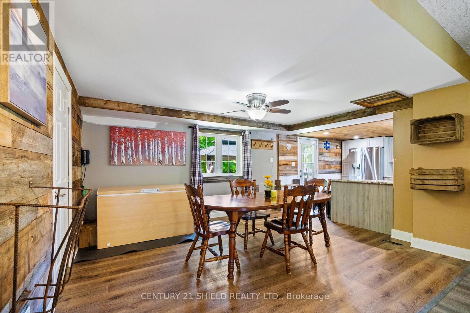 23 Mechanic Street E