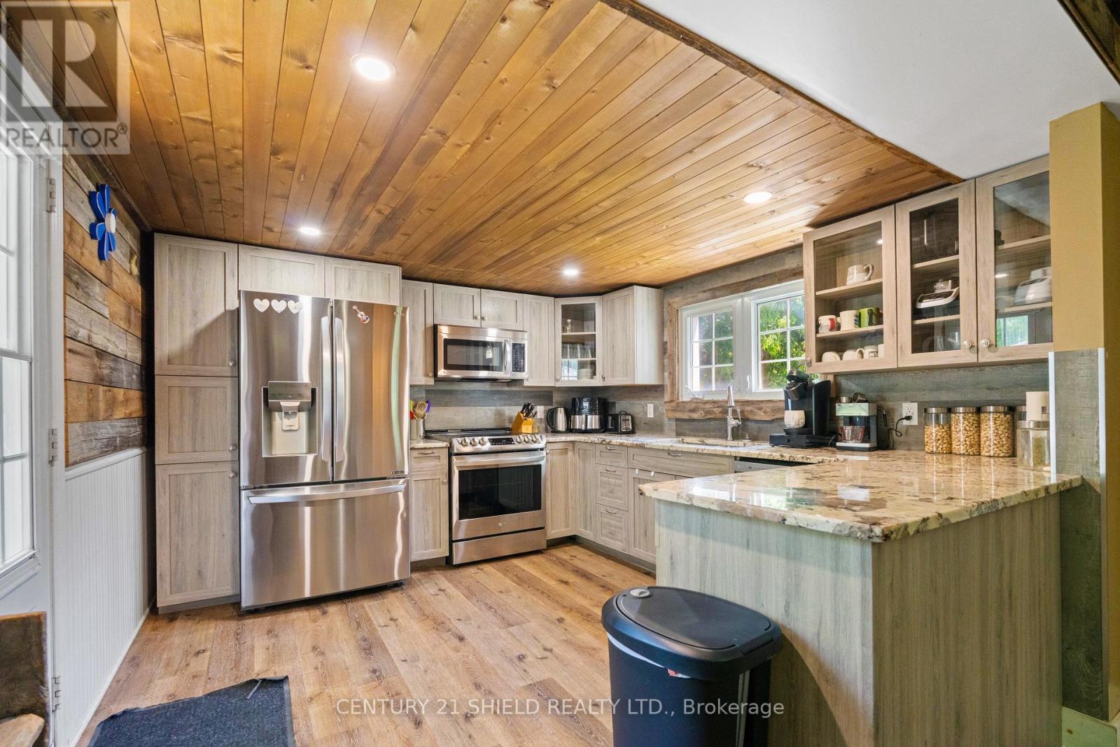 23 Mechanic Street E