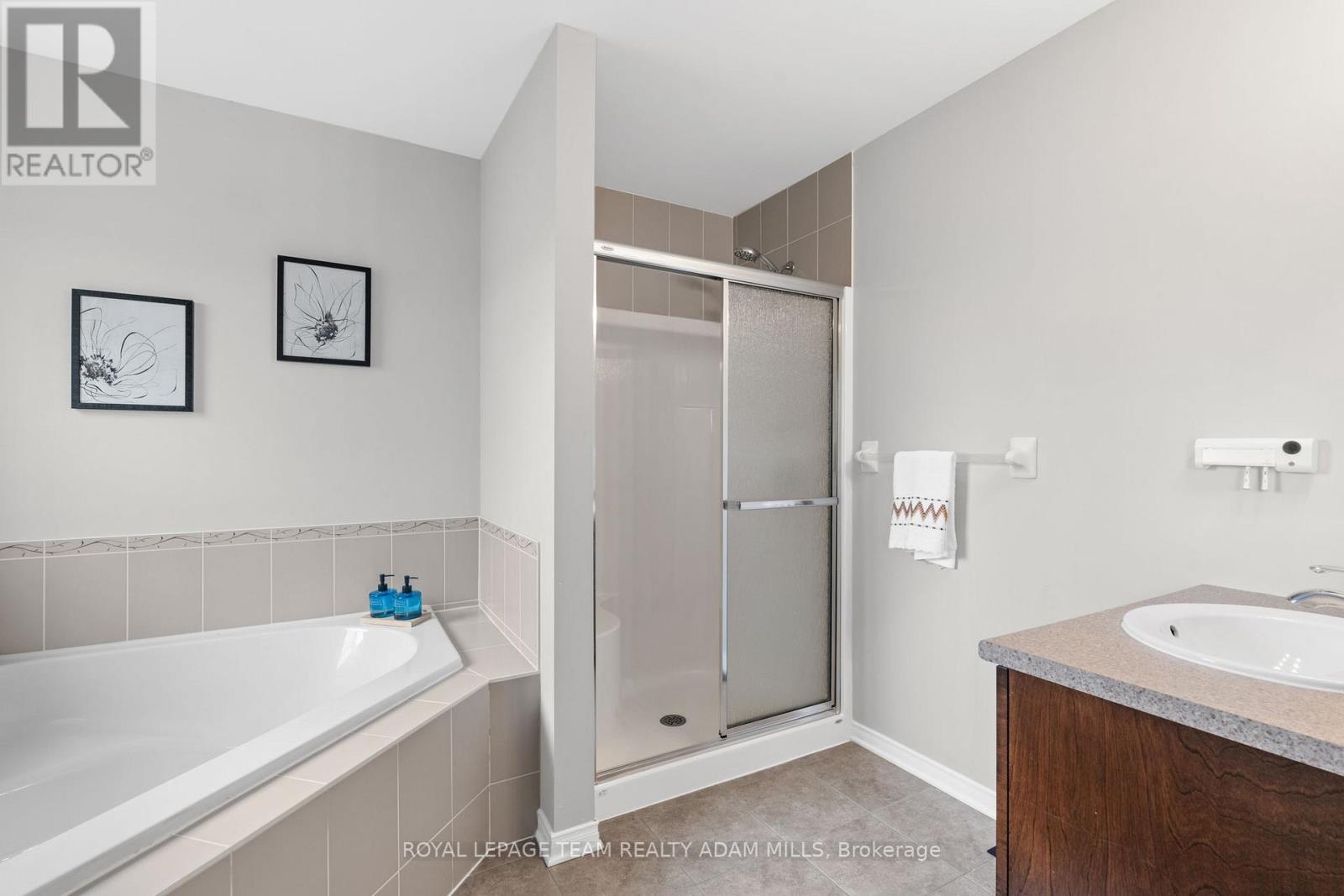 1543 Carronbridge Circle