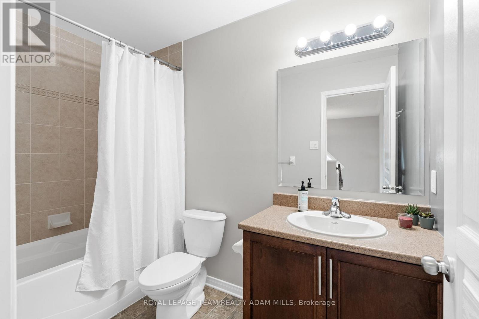 1543 Carronbridge Circle