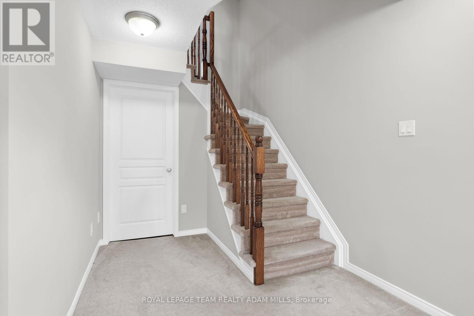 1543 Carronbridge Circle