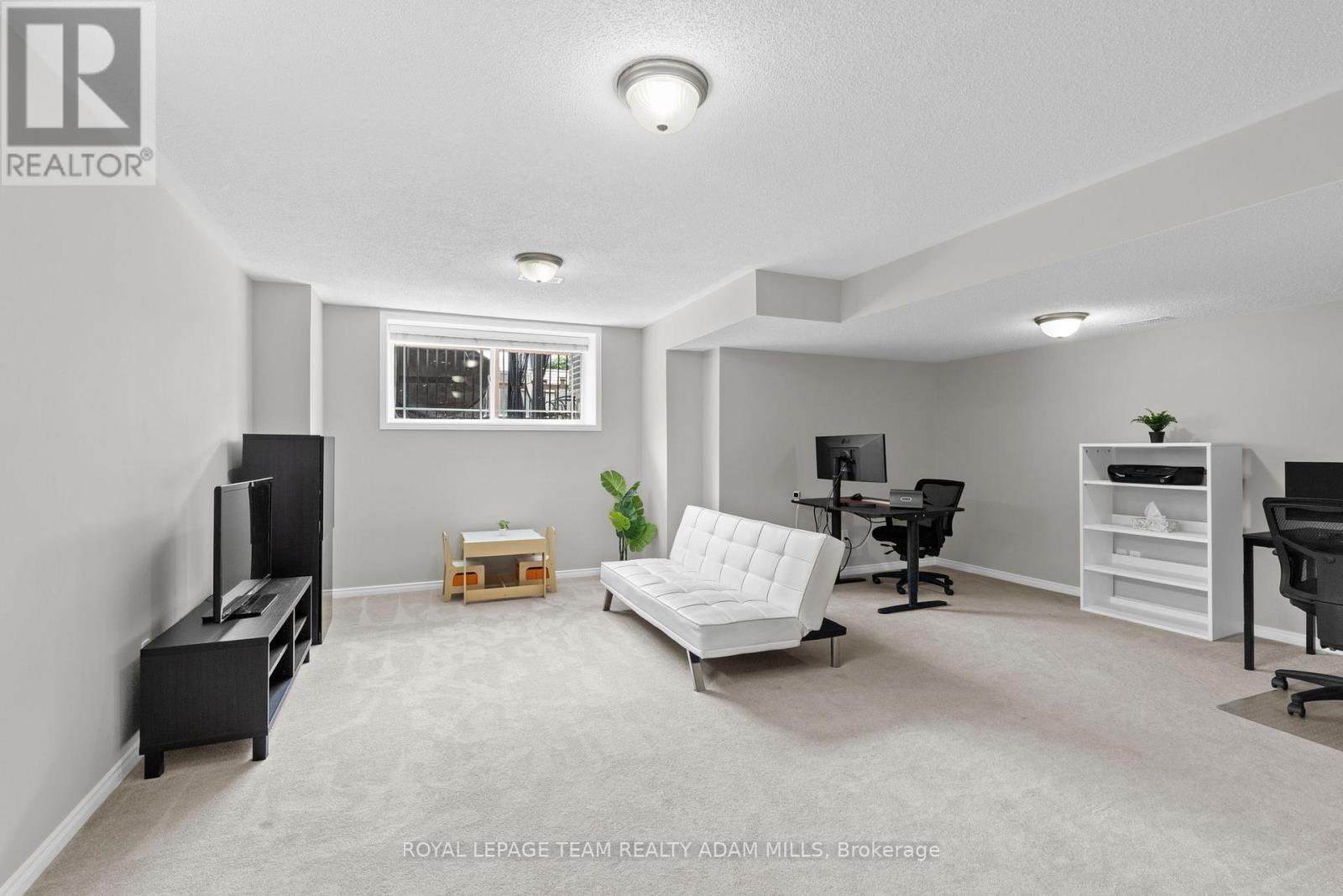 1543 Carronbridge Circle