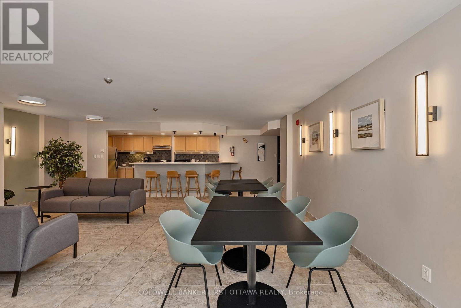 111 - 225 Alvin Road