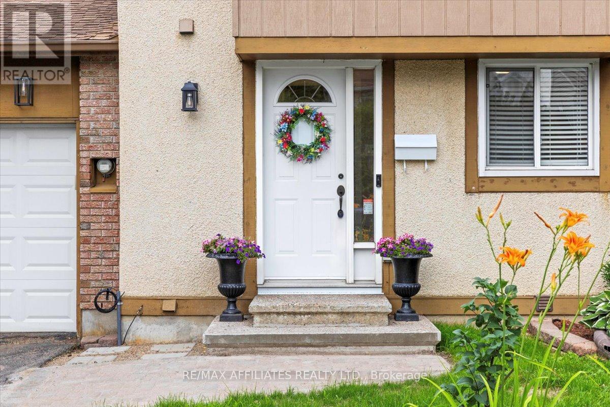 1150 Grenoble Crescent
