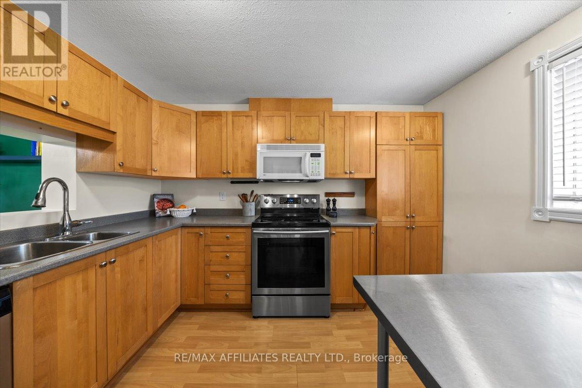 1150 Grenoble Crescent