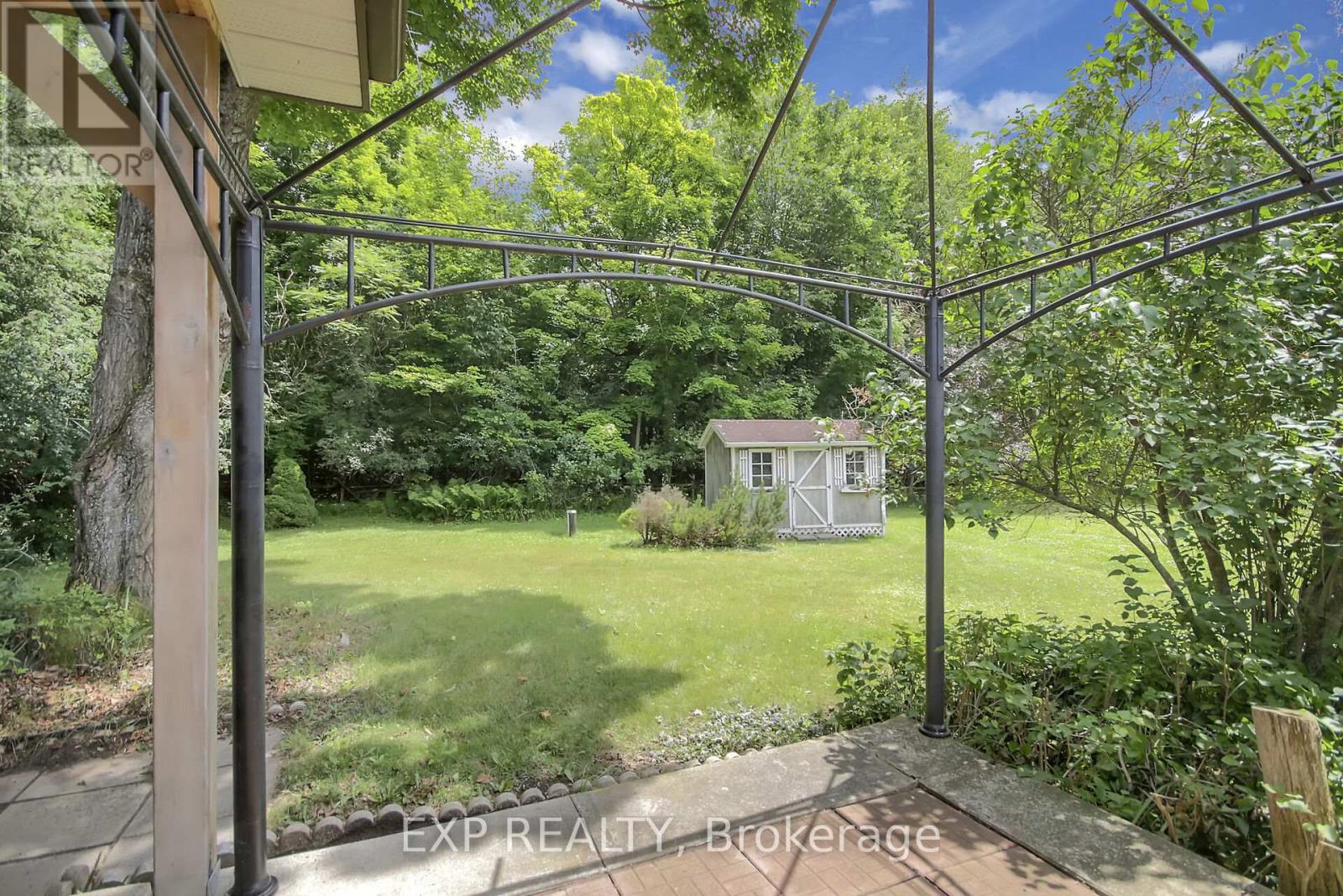 182 Robertson Drive