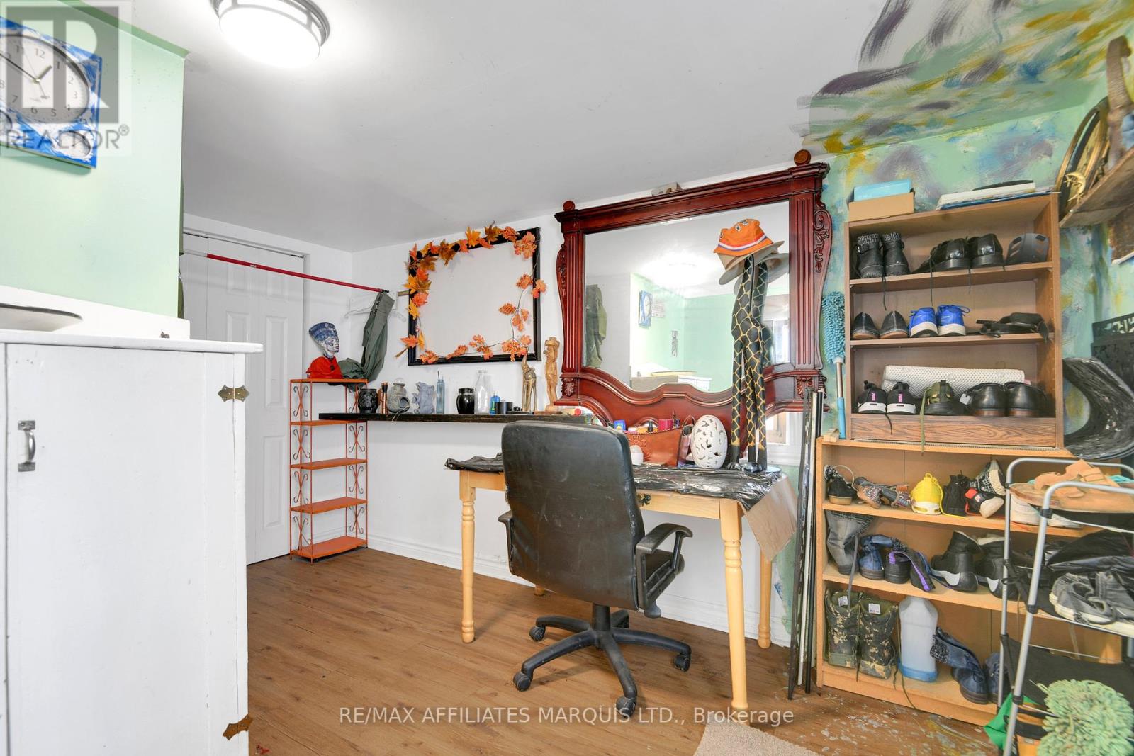 6923 Salem Lane